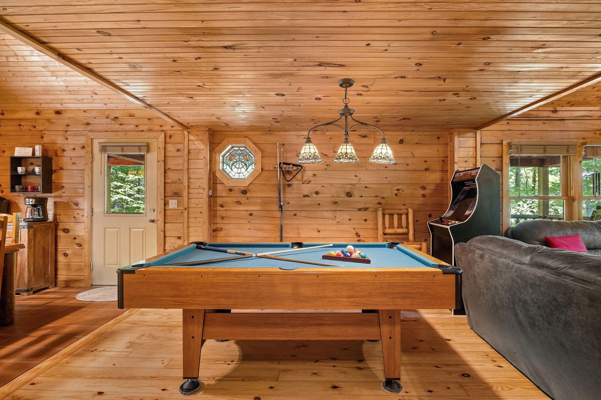 pool table and arcade gaming