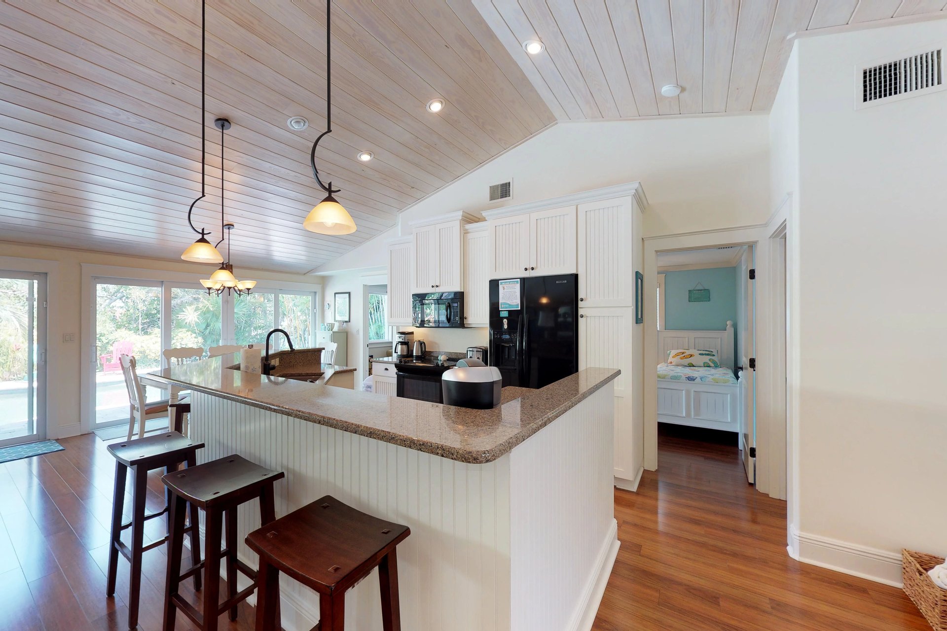 Paradise Pointe 30