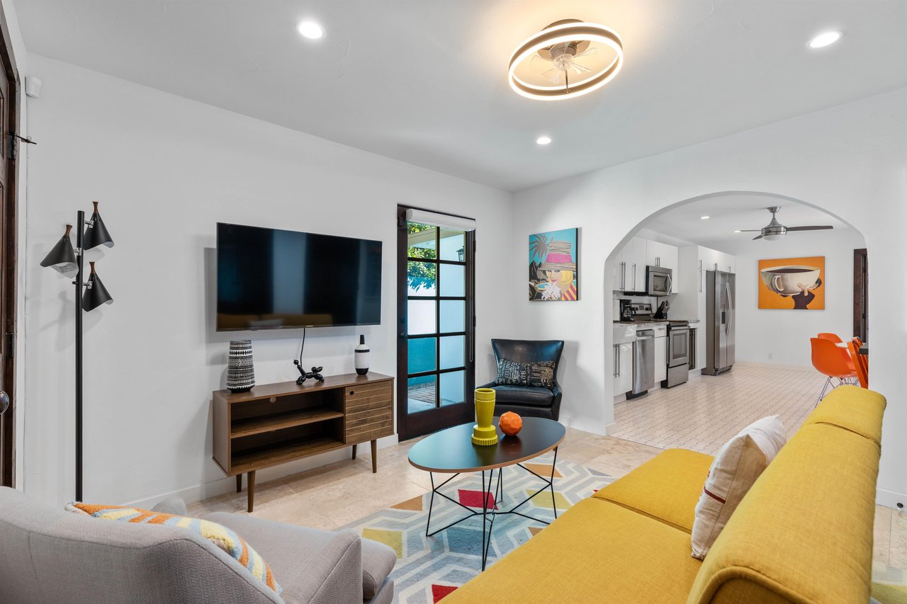 Casita living room