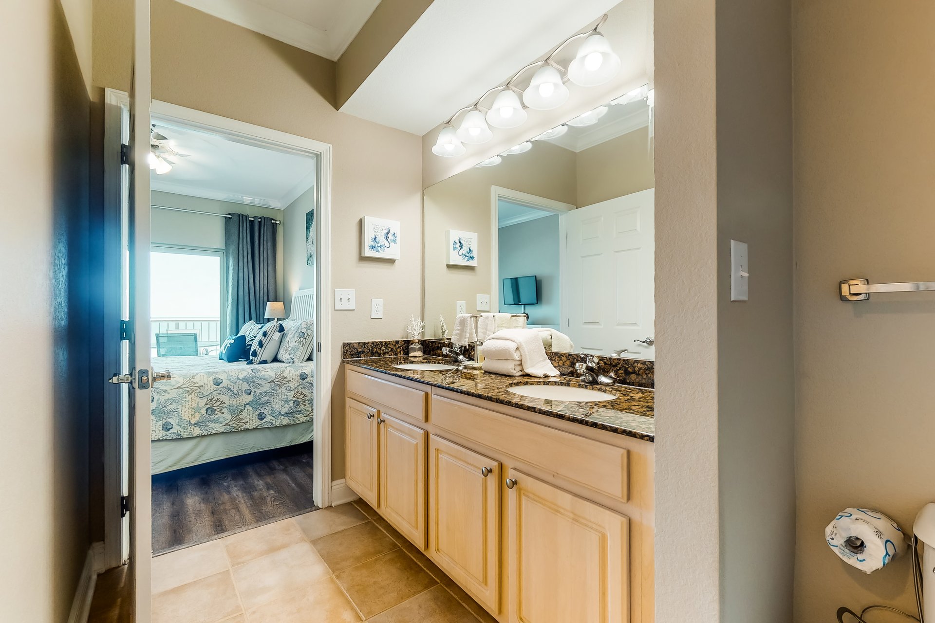 Crystal Tower 1004 13