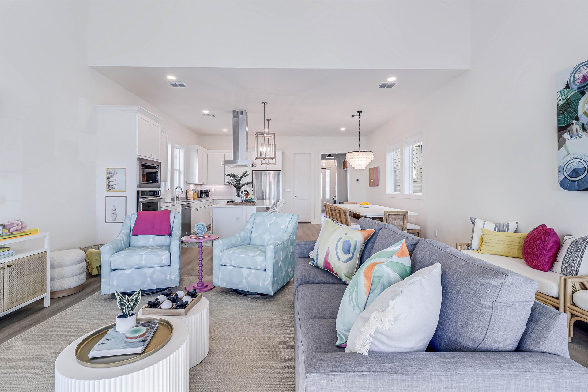 1st Floor, Living Area