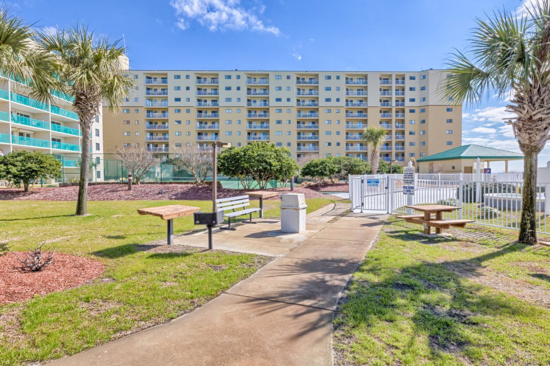 Plantation Palms 6302 28