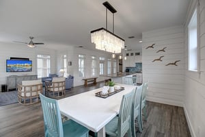 1st Floor, Dining Area