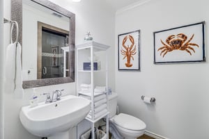 Hall Bathroom, 1st Floor