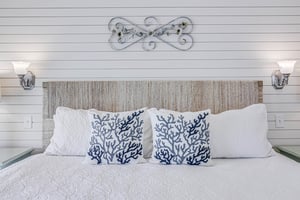 Back King Bedroom, 1st Floor