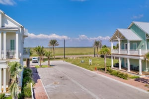 Balcony off living area