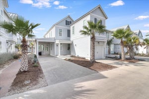 Large Driveway for 23 Cars