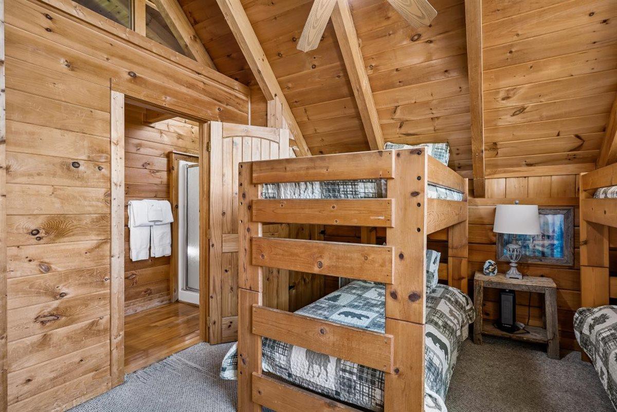 42Bedroom