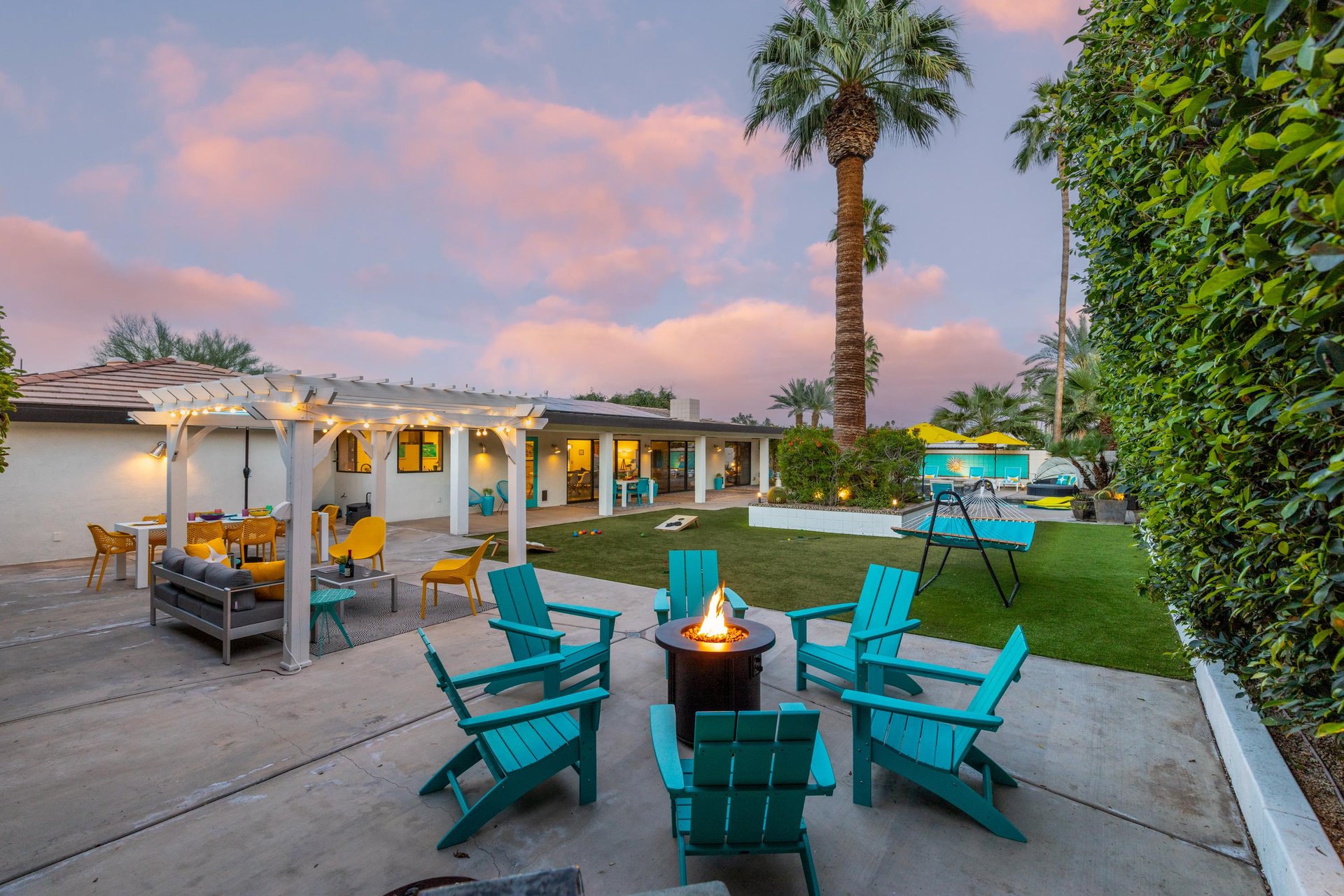 Gossip around the fire pit