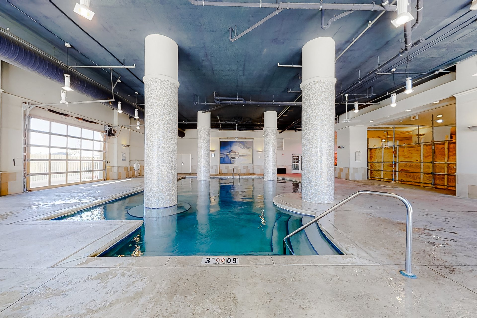 Escapes to the Shores 504 30