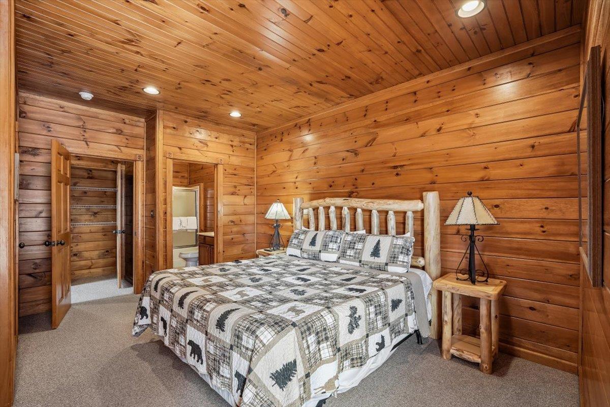 42Bedroom