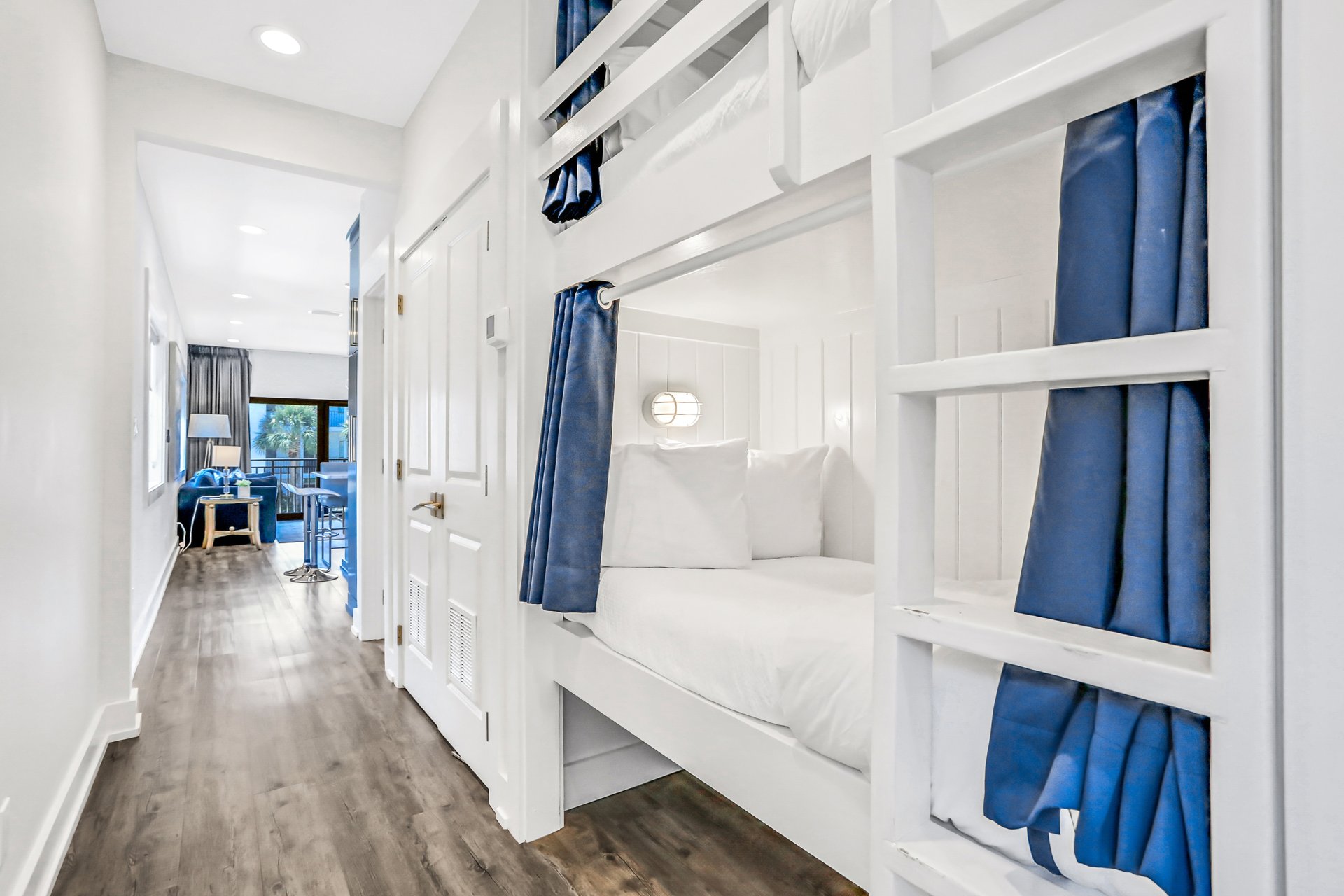 The Palms at Seagrove  D4 10