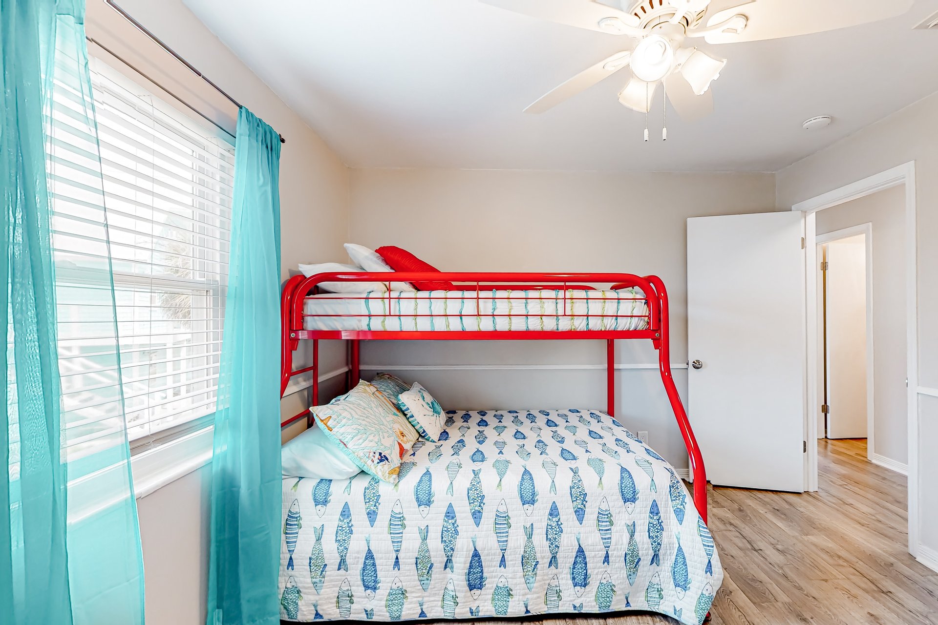 Flood Reef Retreat 35