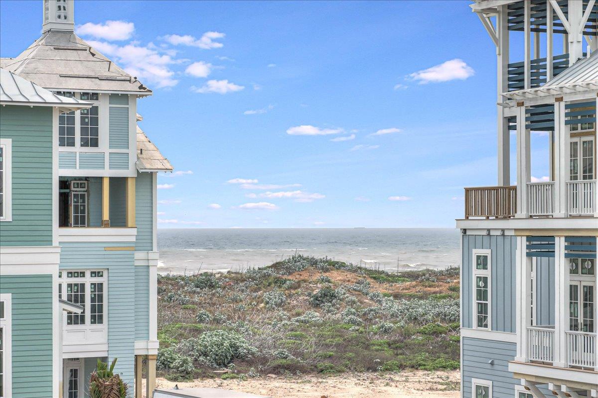 Primary King Balcony, 3rd Floor