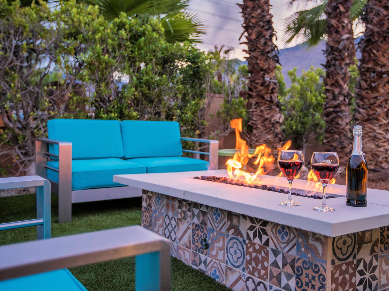 Fire feature by the pool for evenings under the stars