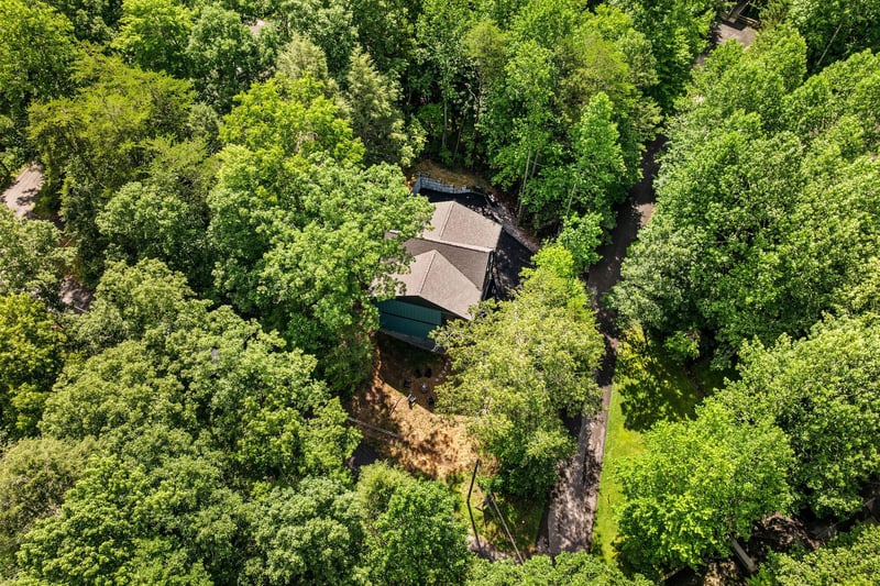 aerial exterior