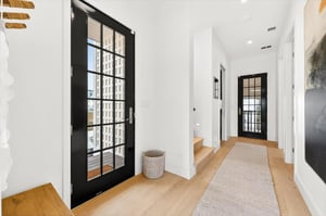 Side Entry, 1st Floor