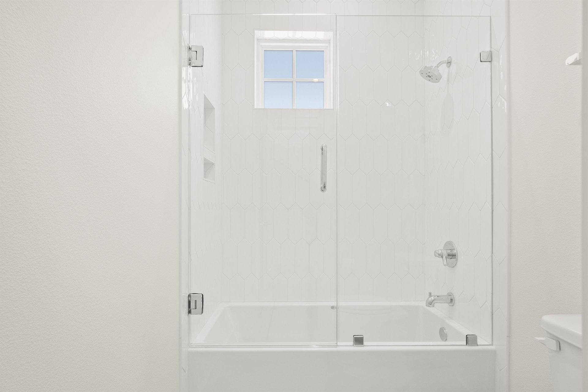 Shared Bathroom, Serving Bunk Room and King Bedroom, 1st Floor