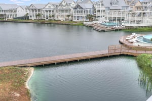 South Shore and Leisurely Lake Balcony Views, 2nd Floor