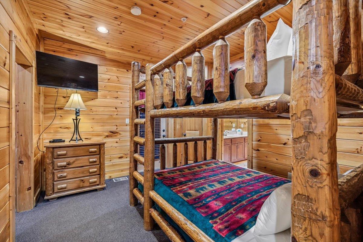104Bedroom 9
