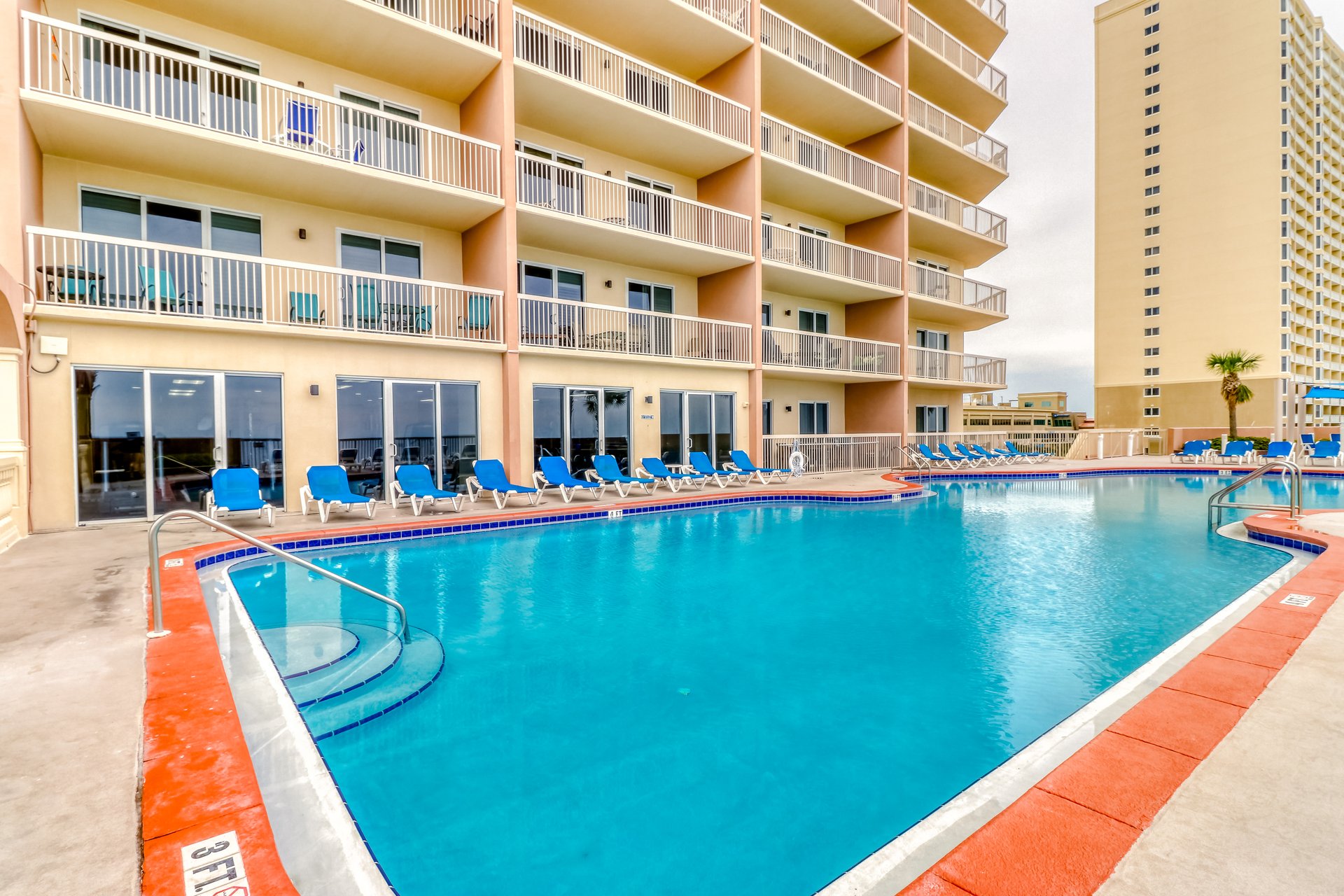 Sunrise Beach 2107  Beachfront Condo 2