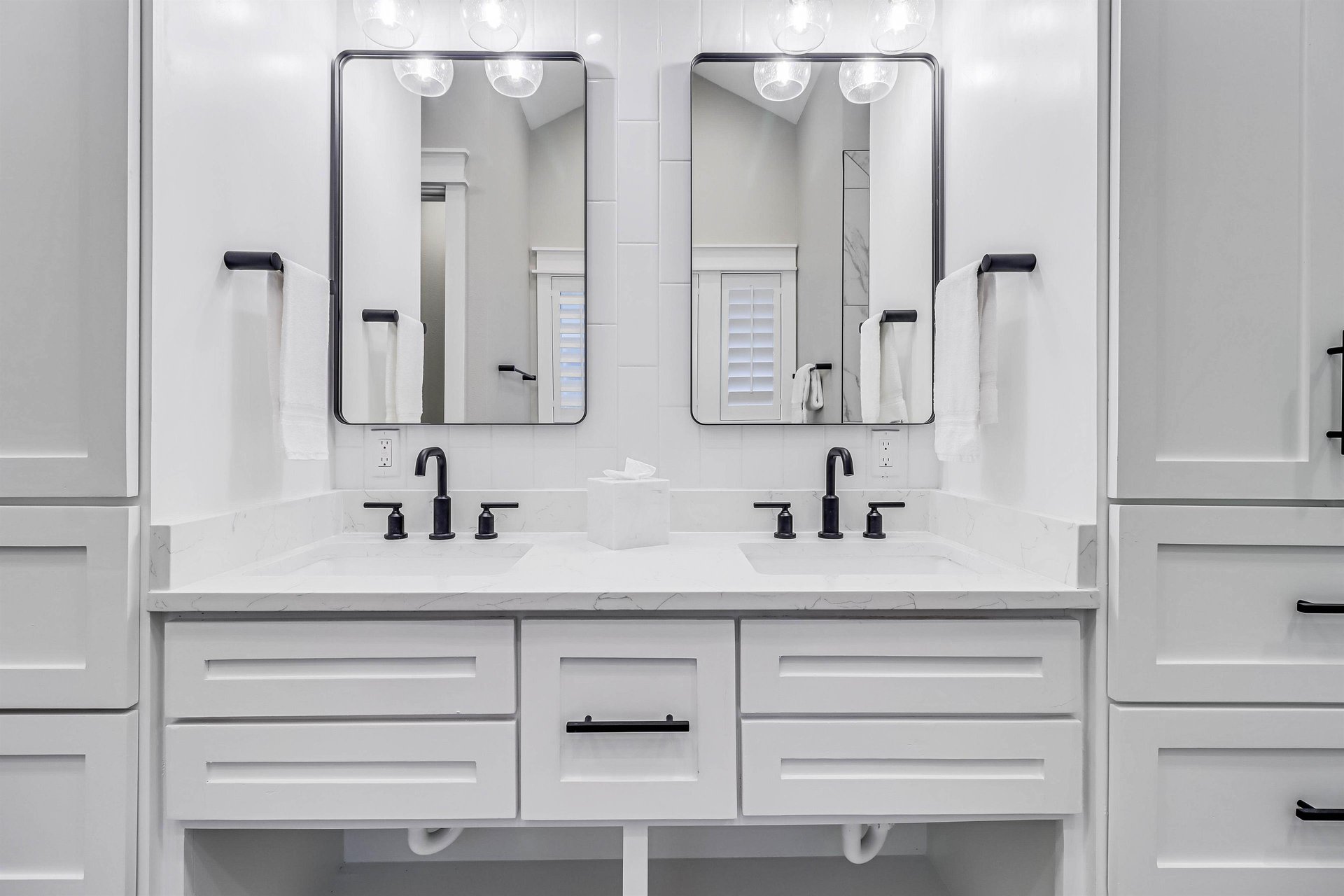 Primary King Bathroom, 3rd Floor