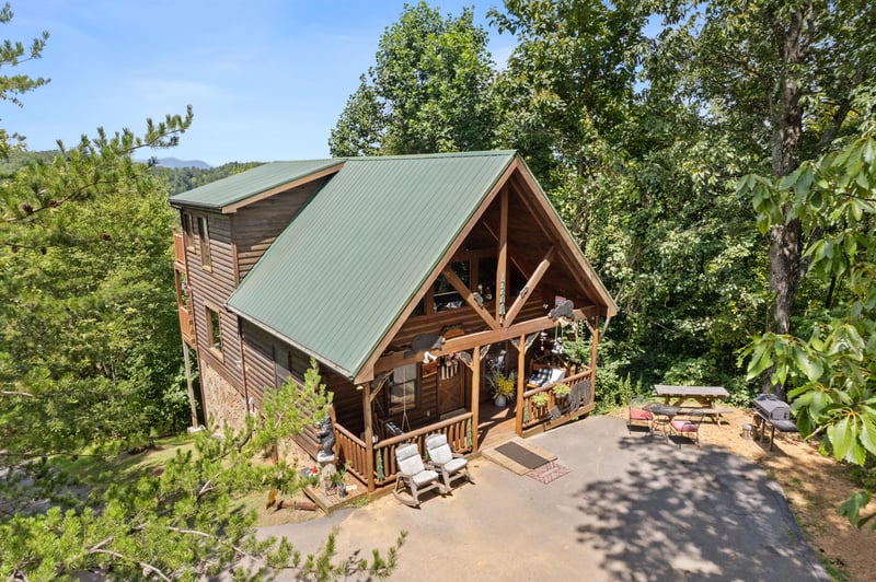 Front of Sweet Serenity cabin