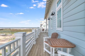 Private Balcony  Primary King, 2nd Floor