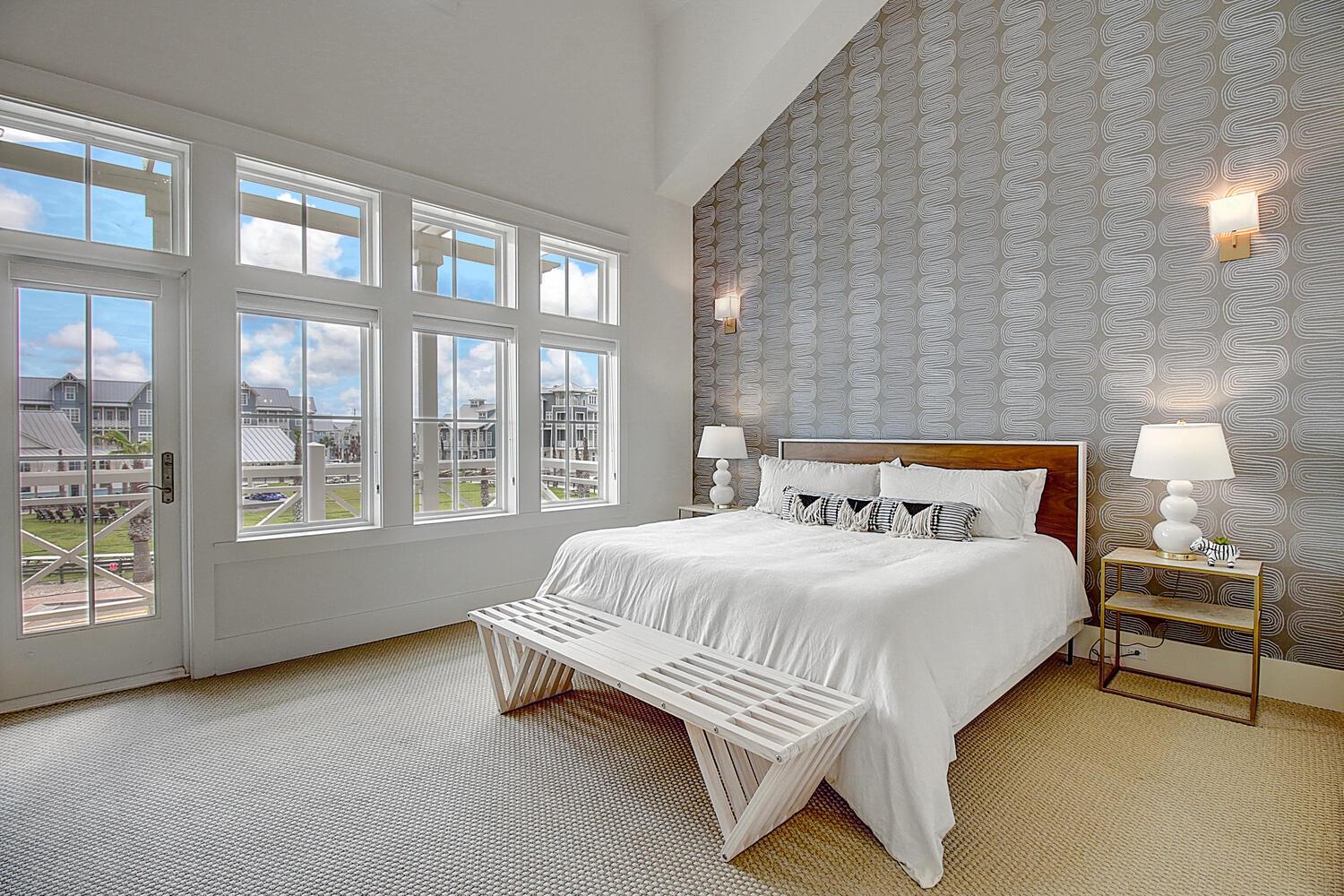 Primary Suite, 2nd Floor