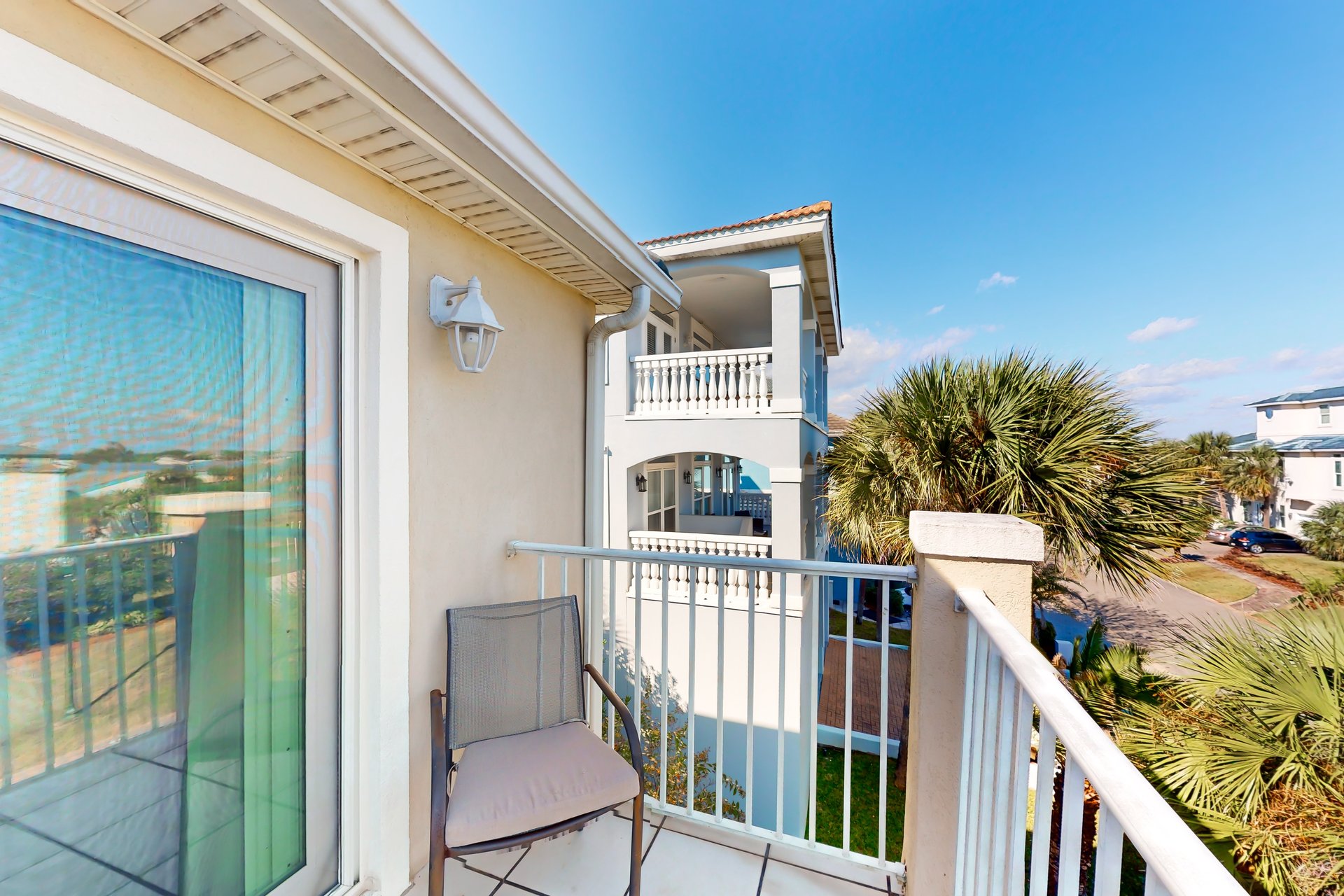 Destination Paradise 40