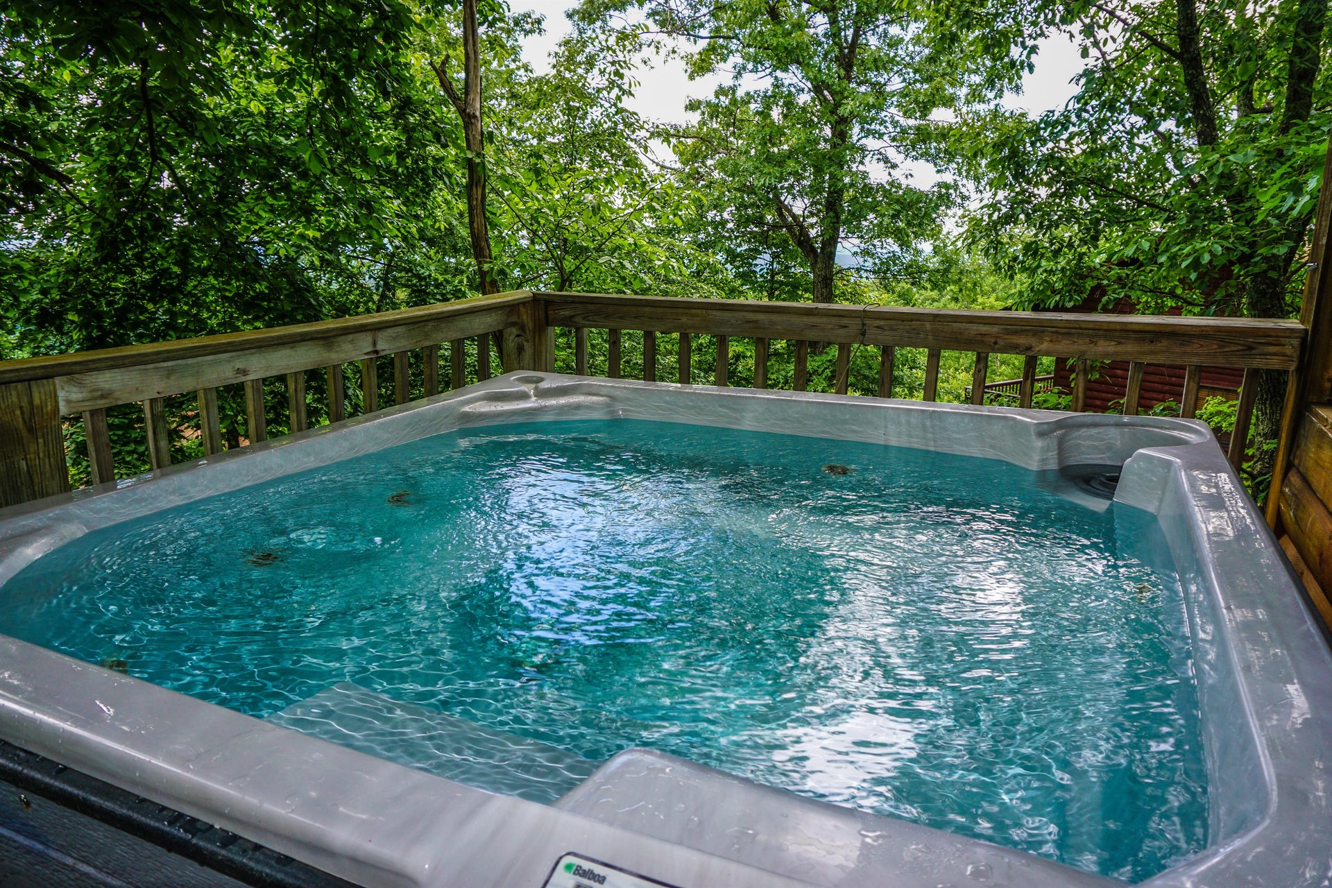 Hot tub at Bushwood Lodge, a 3bedroom cabin rental located in Gatlinburg