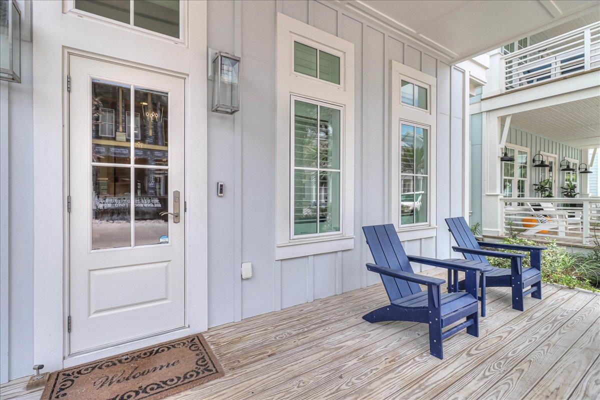 1st Floor, Front Porch