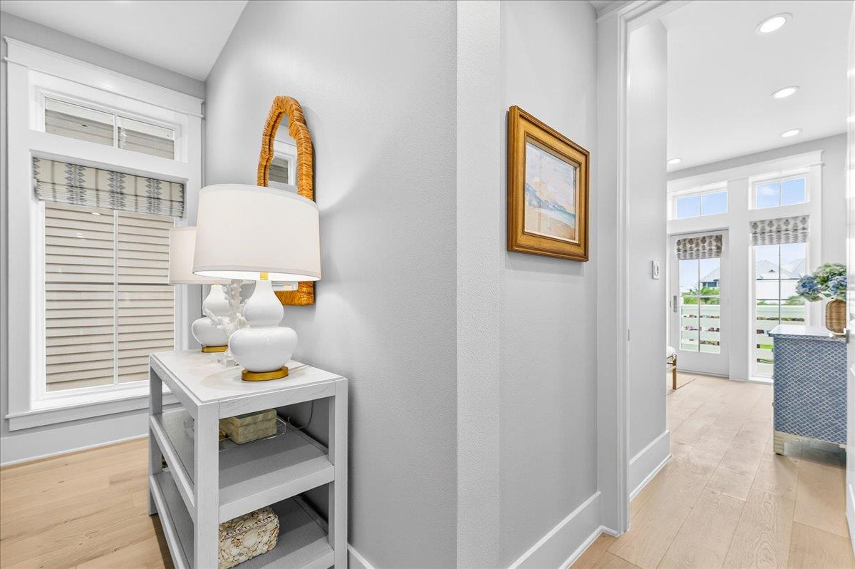 1st Floor, Entryway
