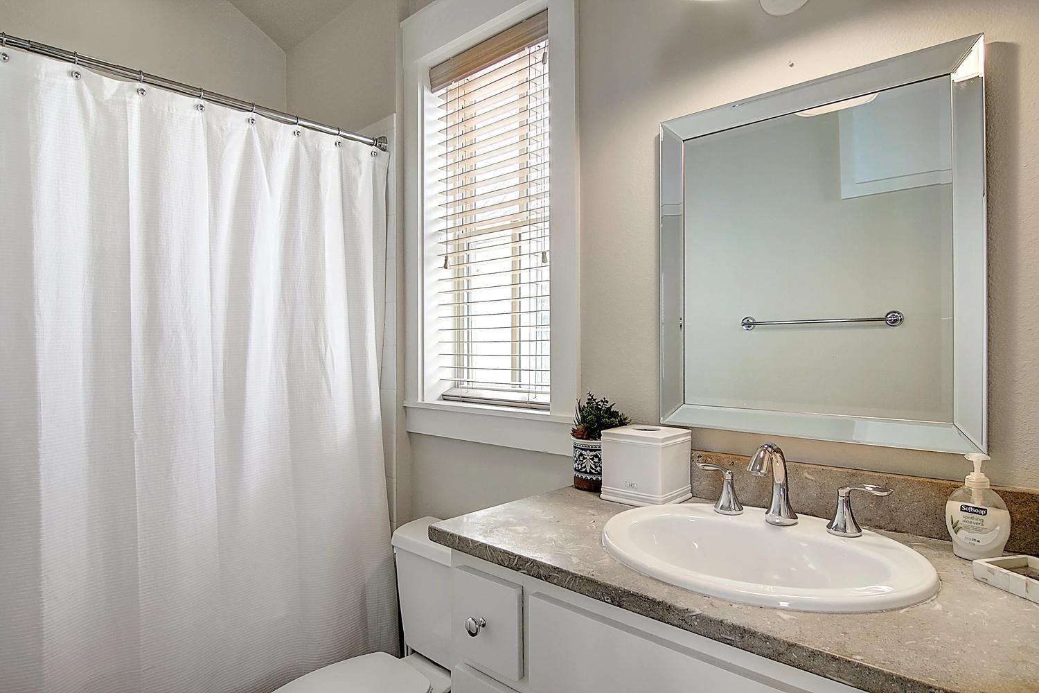 Primary King Bathroom, 2nd Floor