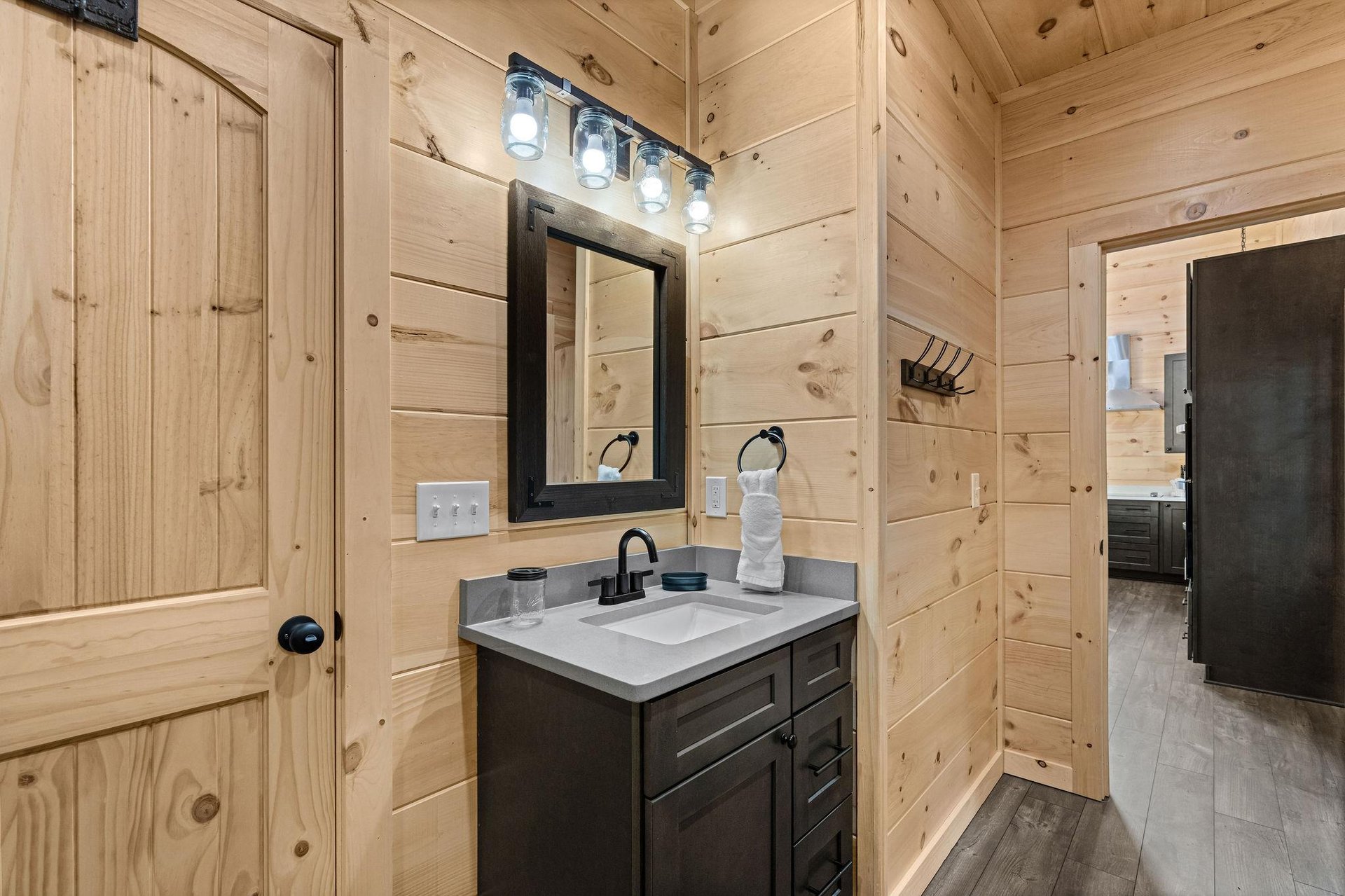 rockytoplodge15