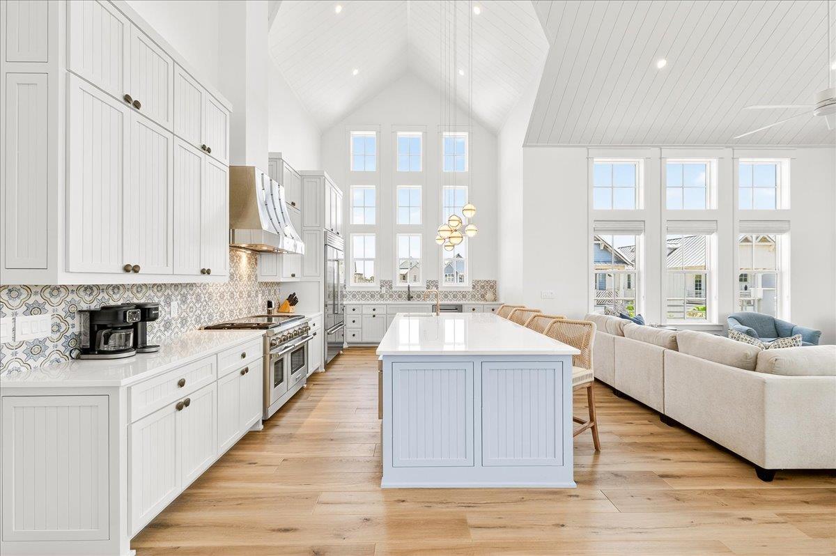 Kitchen, 2nd Floor
