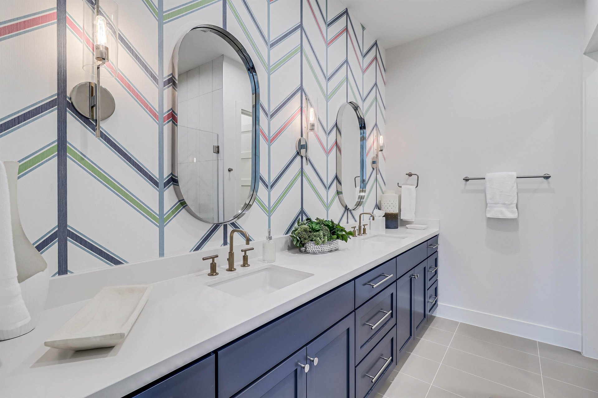 Second King  Bunk Bathroom, 3rd Floor