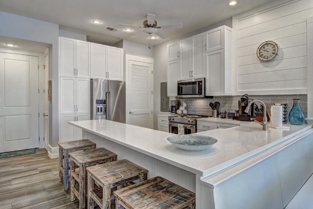 1st Floor, Kitchen