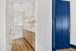 Primary King Ensuite, 2nd Floor