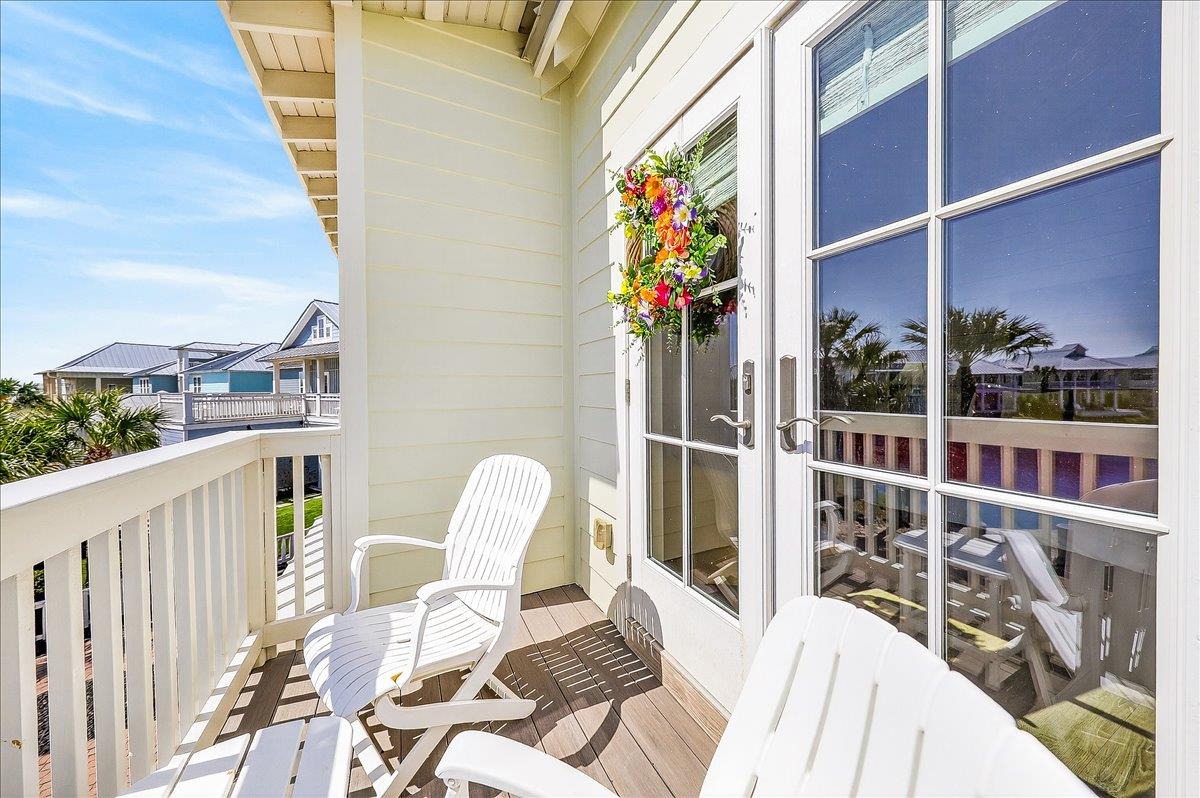 Second King Balcony, 2nd Floor