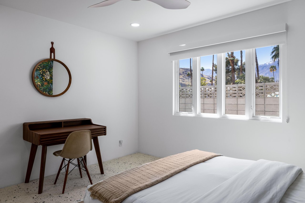 Guest bedroom
