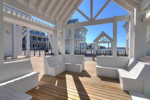 Community Pier Lounge