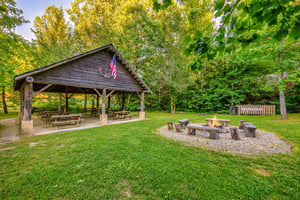 Cedar Fall Resort Firepit