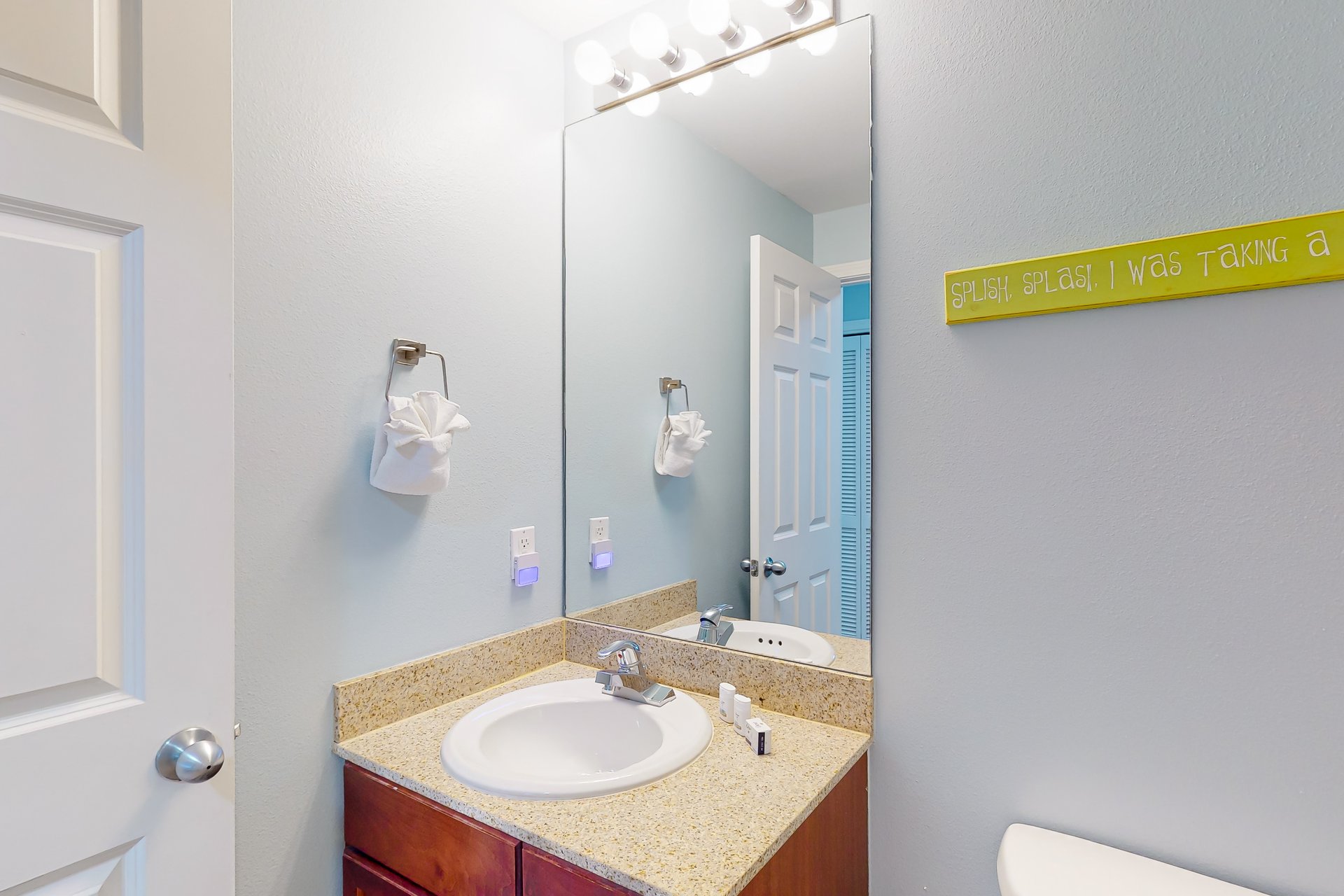 Laketown Wharf 1306 19