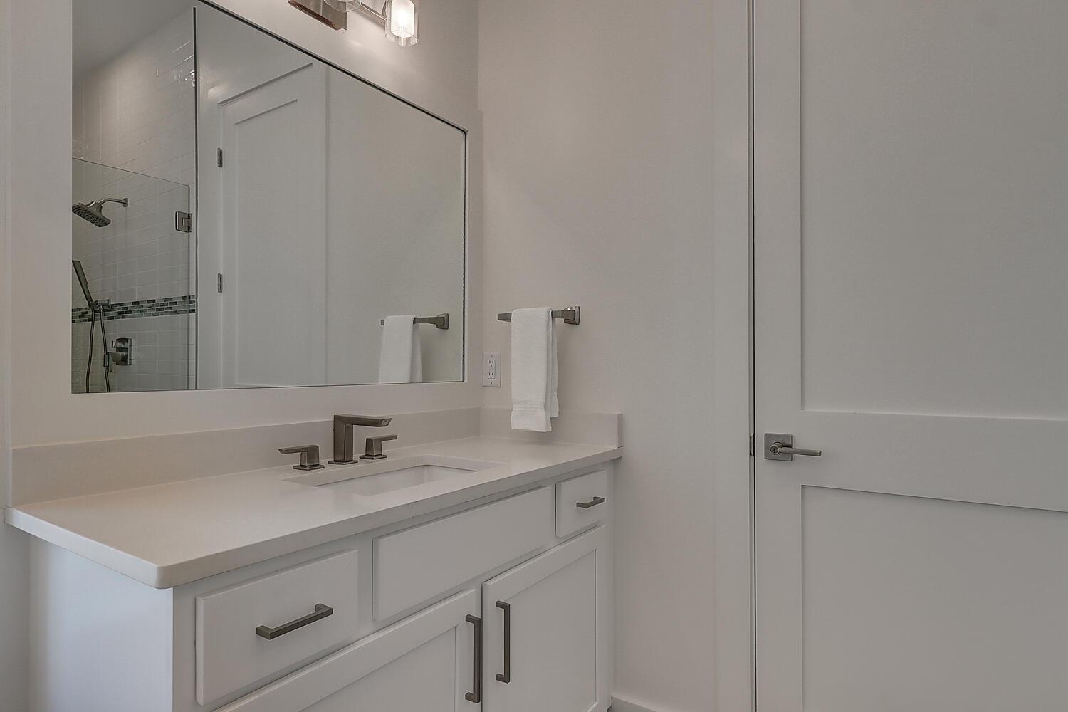 3rd Floor Right Master King Suite