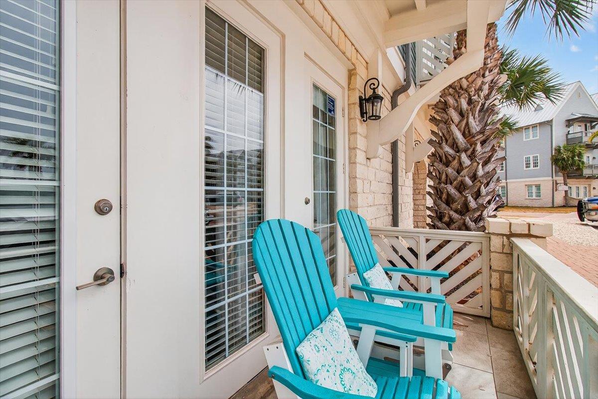 Patio Lounge