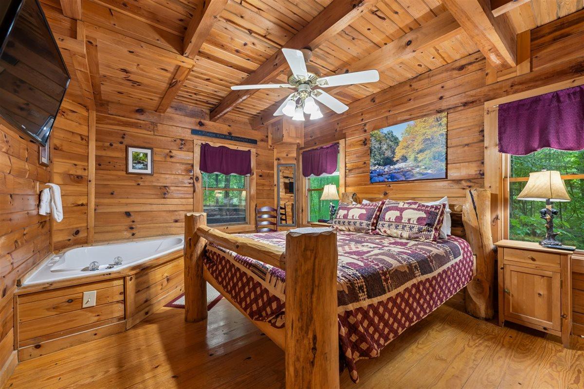 40Primary Bedroom