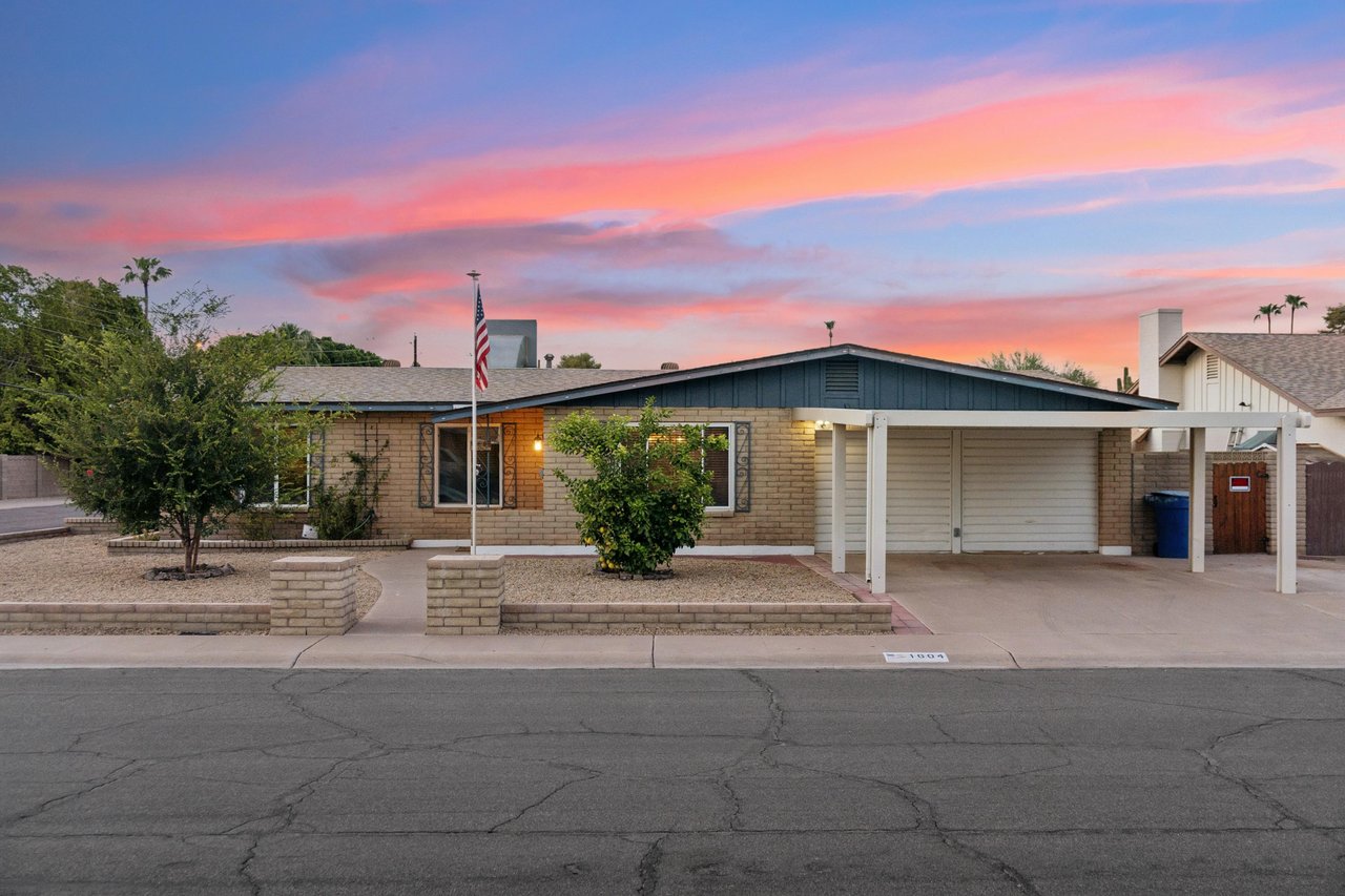 A beautiful 3 bedroom, 2 bathroom home with a private pool, BBQ, board games, and patio located in Tempe, AZ.