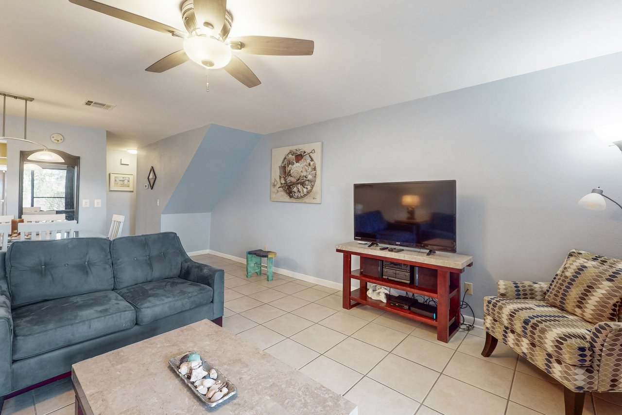 Beachwalk Condominiums 9C 5