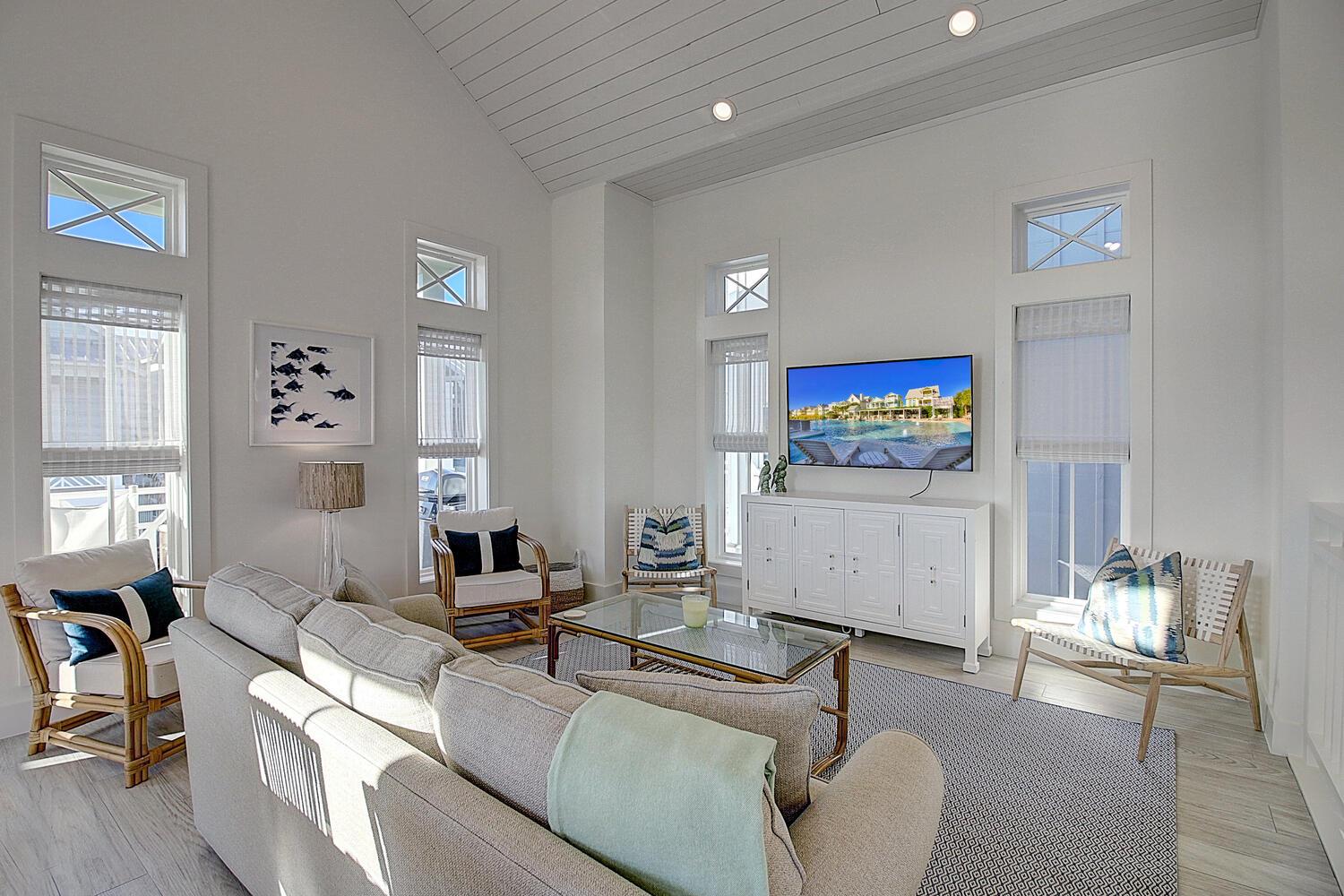 Living Area, 2nd Floor